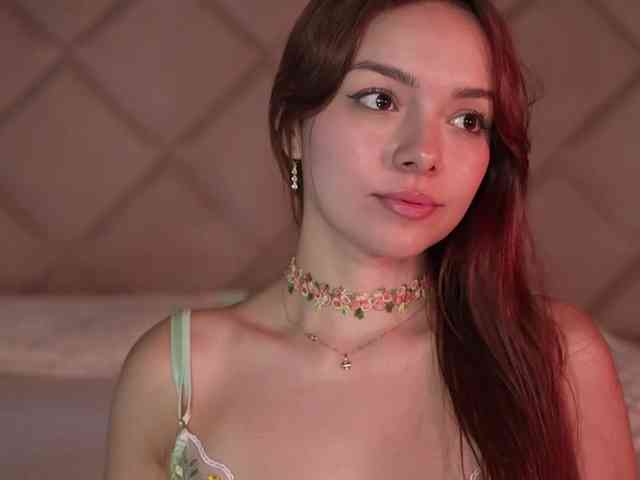 NaomiSainz