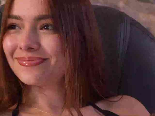 NaomiSainz webcam