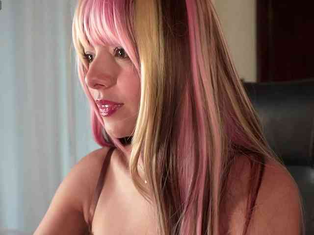 NaomiSainz webcam