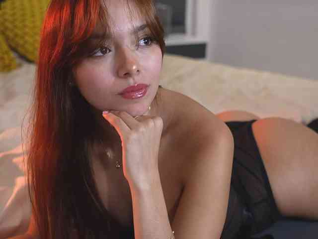 NaomiSainz webcam