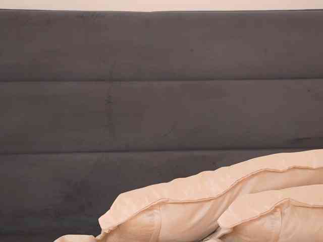 NaomiSainz webcam