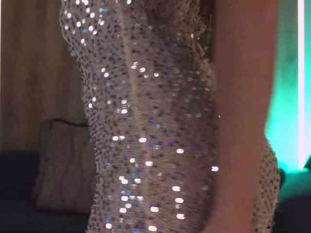 NaomiSainz