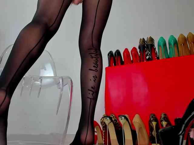 MistressK webcam