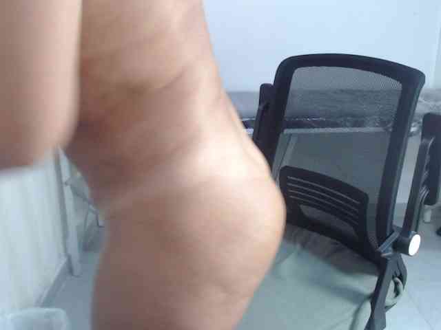 ZaraSexy69 webcam