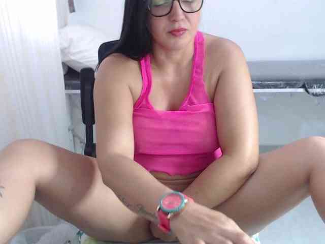 ZaraSexy69 webcam