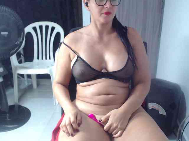 ZaraSexy69 webcam