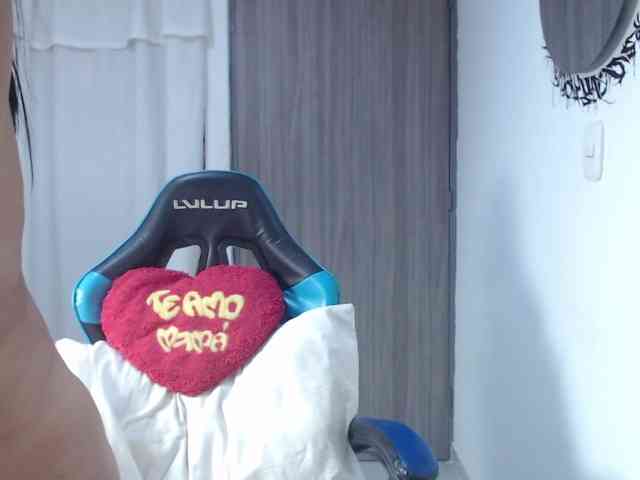 ZaraSexy69 webcam