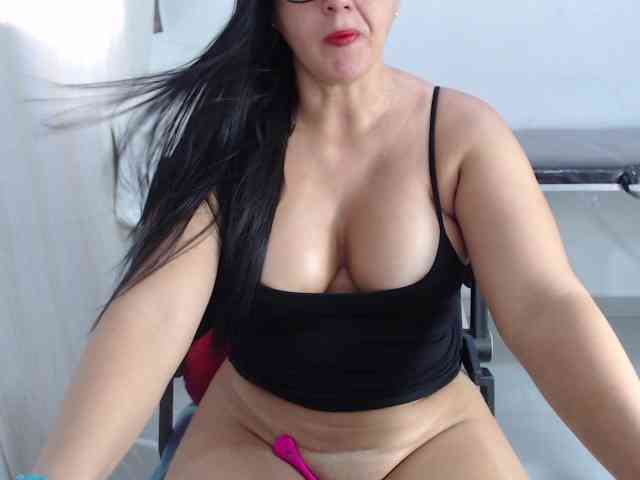 ZaraSexy69 webcam