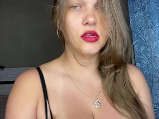 Mira-1-1 Porn Show