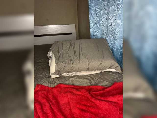 Mira-1-1 live cam on BongaCams