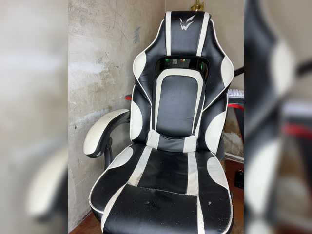 Mira-1-1, en directo ahora en BongaCams