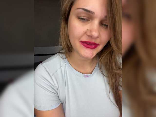 Mira-1-1 live cam on BongaCams