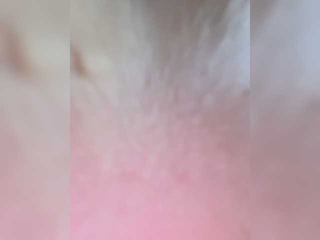 Mira-1-1 live cam on BongaCams