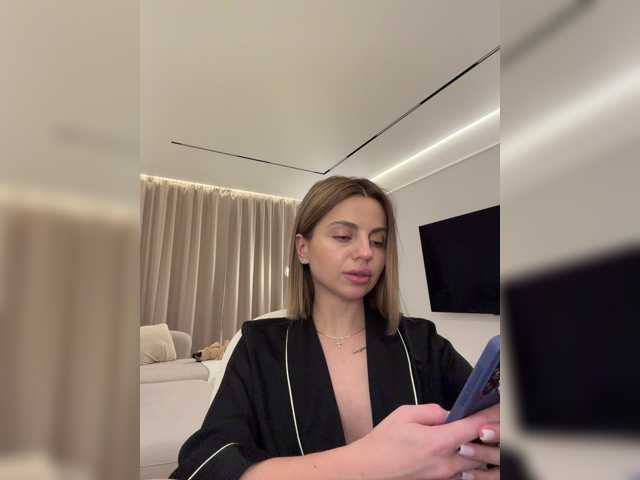 Nataliecroys live cam on BongaCams