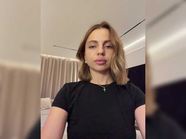 Nataliecroys live cam preview