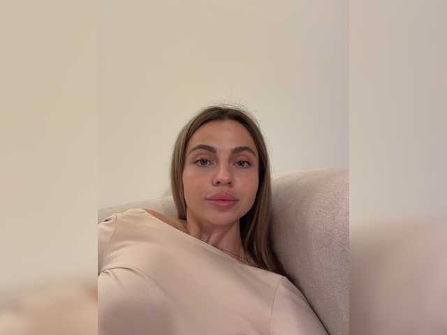 Nataliecroys live webcam show