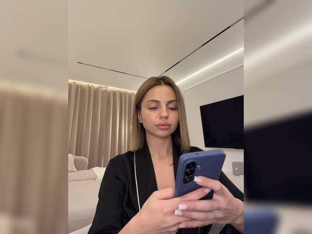 Nataliecroys live cam on BongaCams
