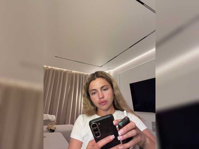 Nataliecroys live cam on BongaCams