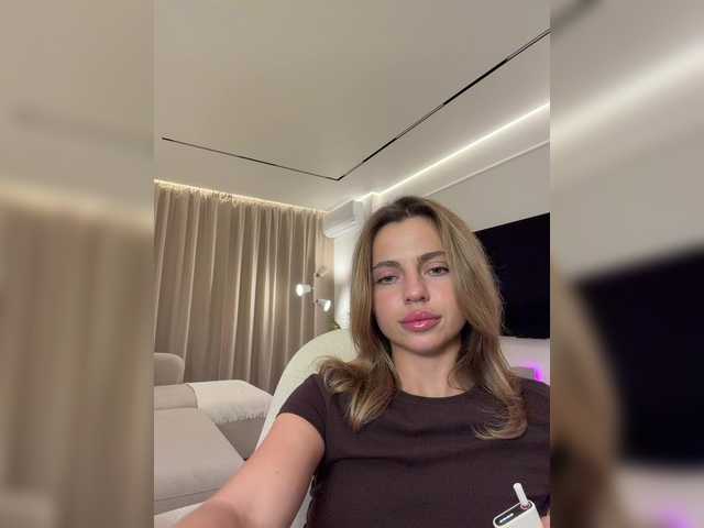 Nataliecroys live cam on BongaCams