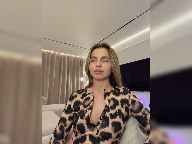 Nataliecroys live cam on BongaCams