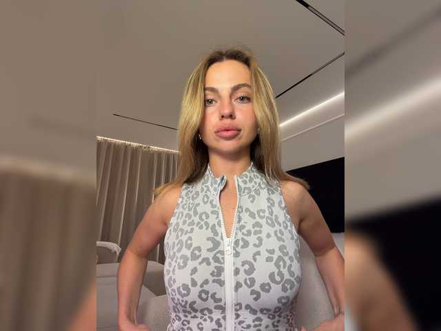 Nataliecroys live cam on BongaCams