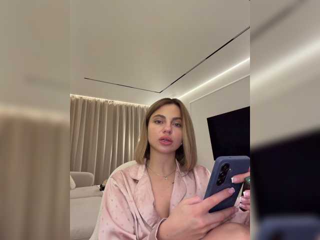 Nataliecroys live cam on BongaCams