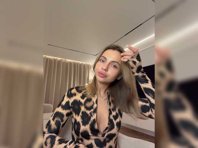 Nataliecroys live cam on BongaCams