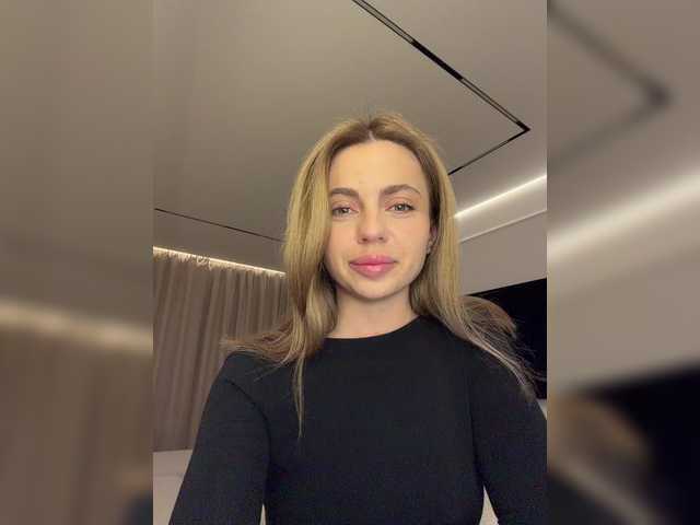 Nataliecroys's BongaCams show and profile