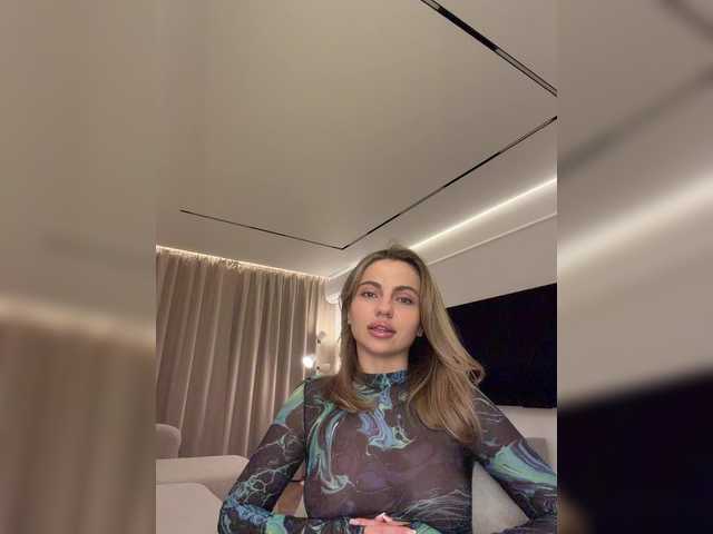 Nataliecroys's BongaCams show and profile