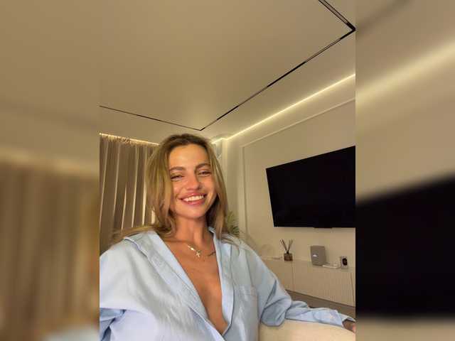 Nataliecroys live cam on BongaCams