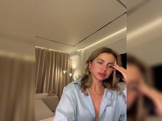 Nataliecroys live cam on BongaCams