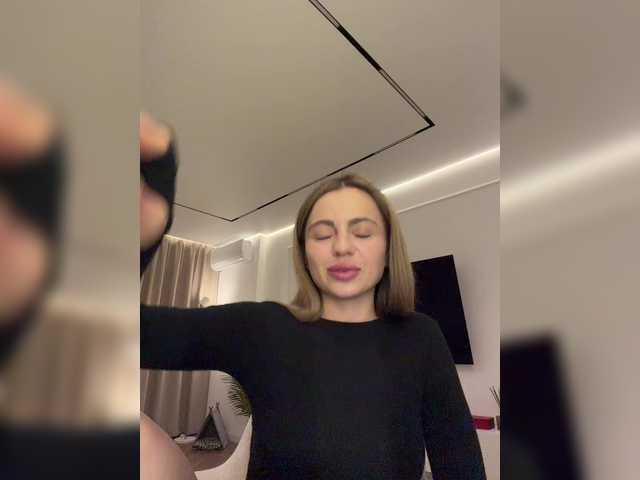 Nataliecroys's BongaCams show and profile