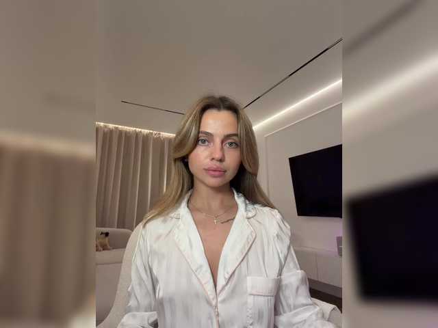Nataliecroys live cam on BongaCams