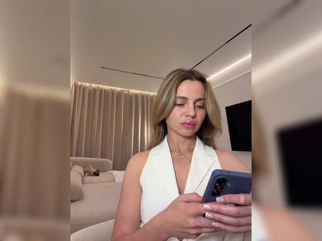 Nataliecroys live cam on BongaCams