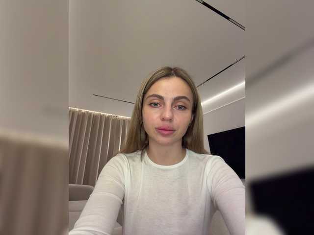 Nataliecroys live cam