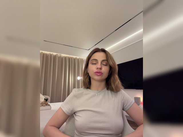 Nataliecroys live cam on BongaCams