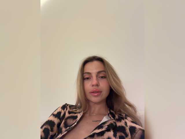 Nataliecroys live cam on BongaCams