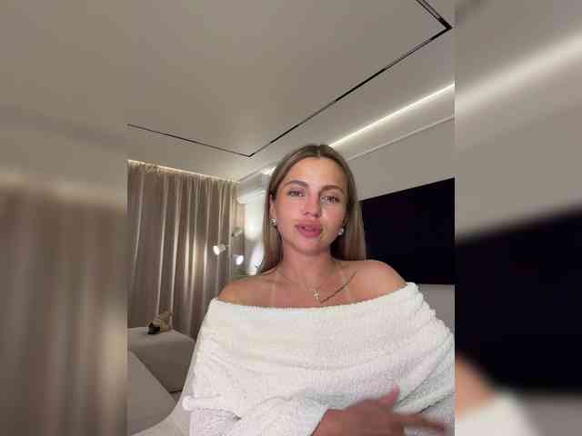 Nataliecroys webcam