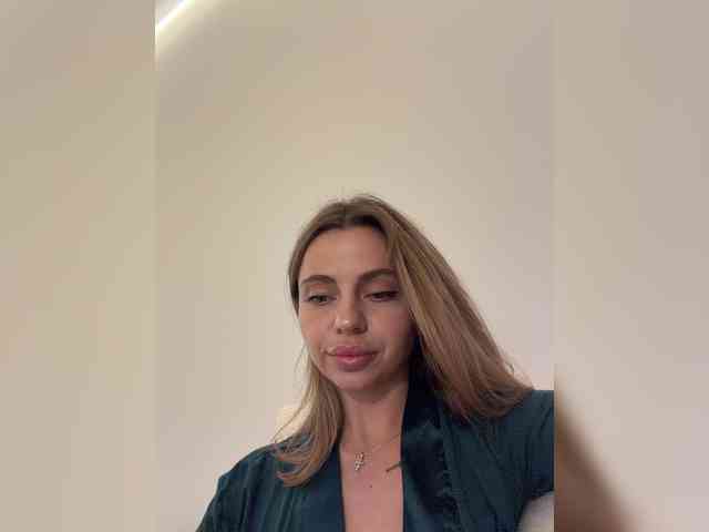 Nataliecroys webcam