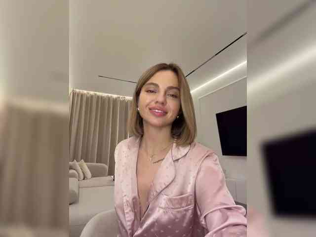 Nataliecroys webcam