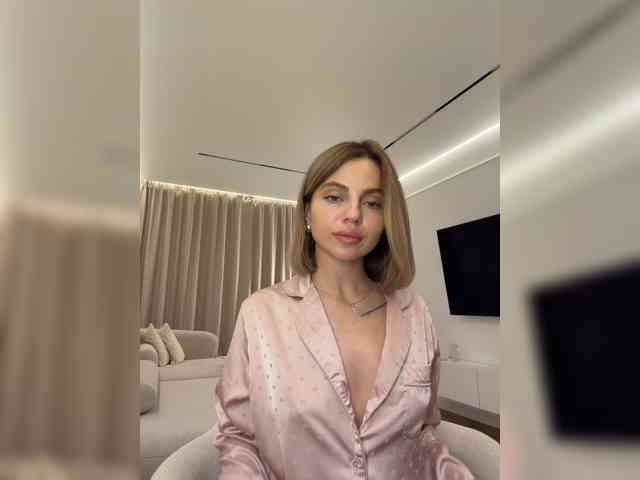 Nataliecroys webcam