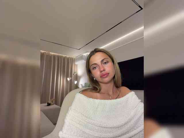 Nataliecroys webcam