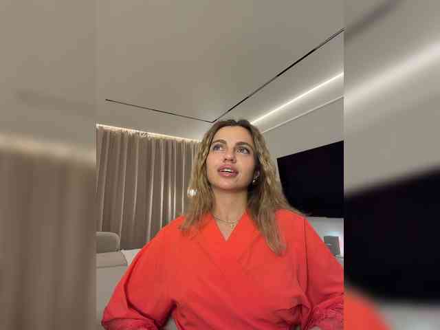 Nataliecroys webcam