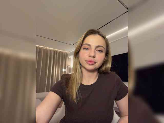 Nataliecroys webcam