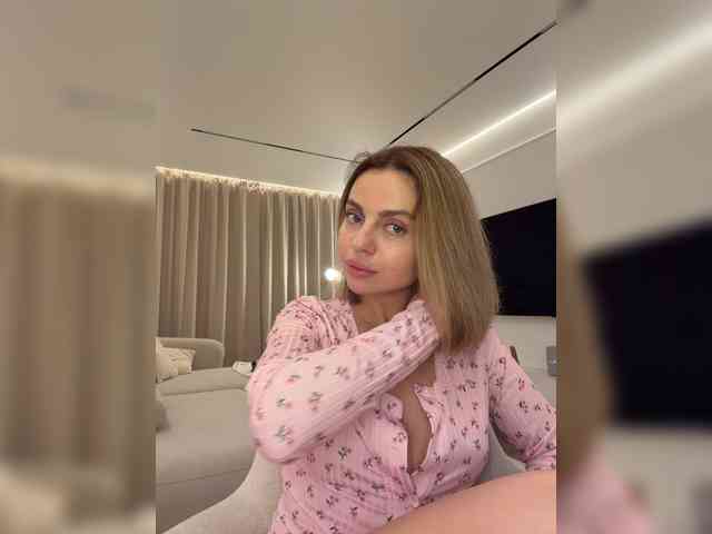 Nataliecroys webcam
