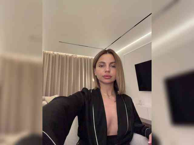 Nataliecroys webcam