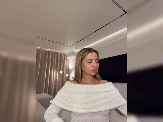 Nataliecroys webcam