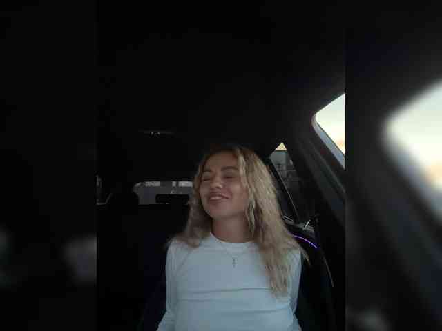 Nataliecroys webcam