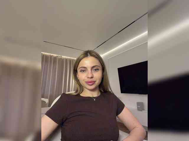 Nataliecroys webcam