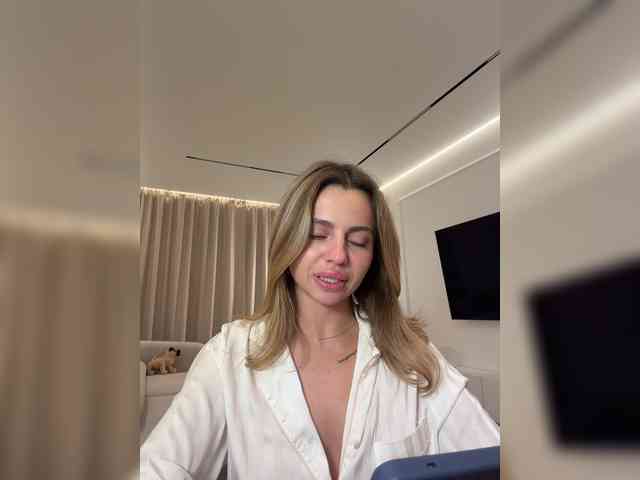 Nataliecroys webcam